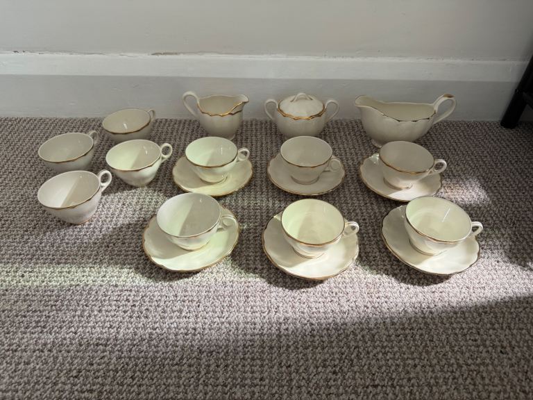 creampetal grindley england pottery tea/coffe set