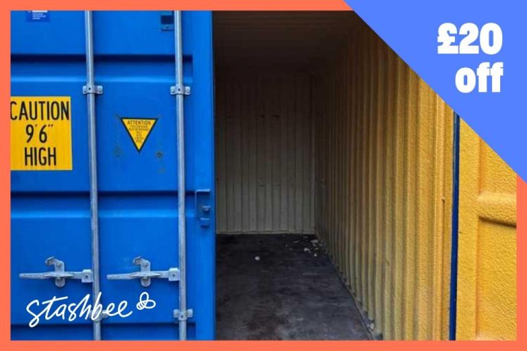 Shipping Container to rent in Shepperton (TW17) | Stashbee
