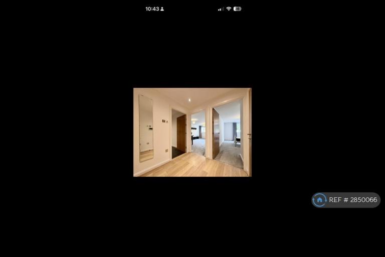 1 bedroom flat in Penstone Court, Cardiff, CF10 (1 bed) (#2850066)
