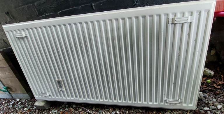 2kW White Panel Radiator – Fair Condition