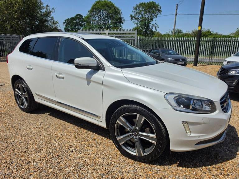 2017 67 VOLVO XC60 2.4 D5 SE LUX NAV SUV 5DR DIESEL AUTO AWD EURO 6 (S/S) (220 P
