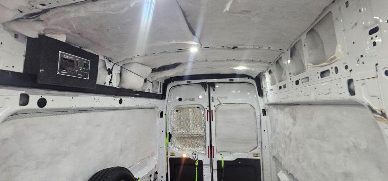  Ford Transit 2.2 TDCi 350 Trend RWD L3 H3 Euro 5 5dr Diesel Manual