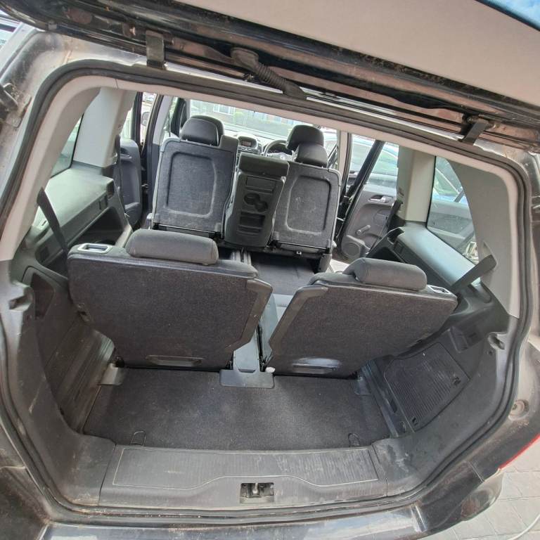 Vauxhall, ZAFIRA, MPV, 2013, Manual, 1686 (cc), 5 doors