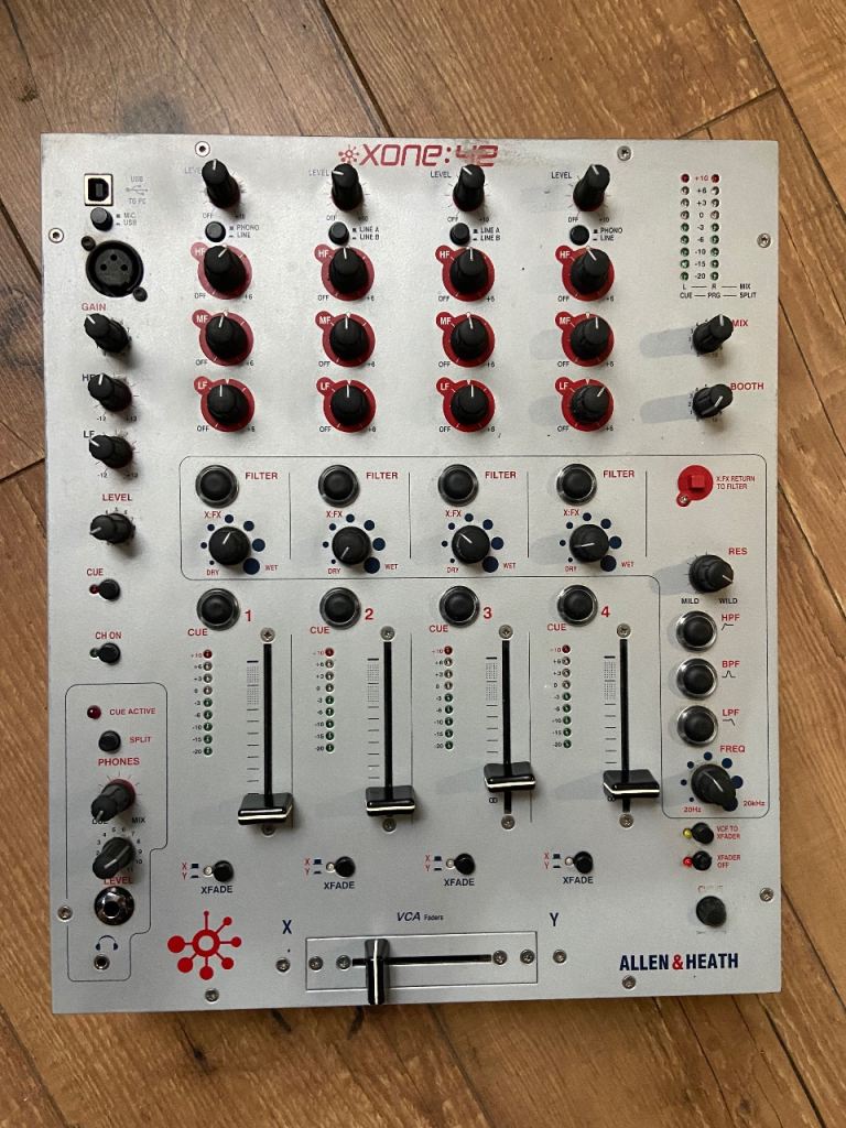 Allen & Heath xone 42 dj mixer