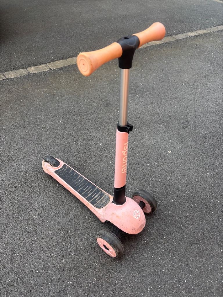 isooter Kids Scooter - Pink, Good Used Condition