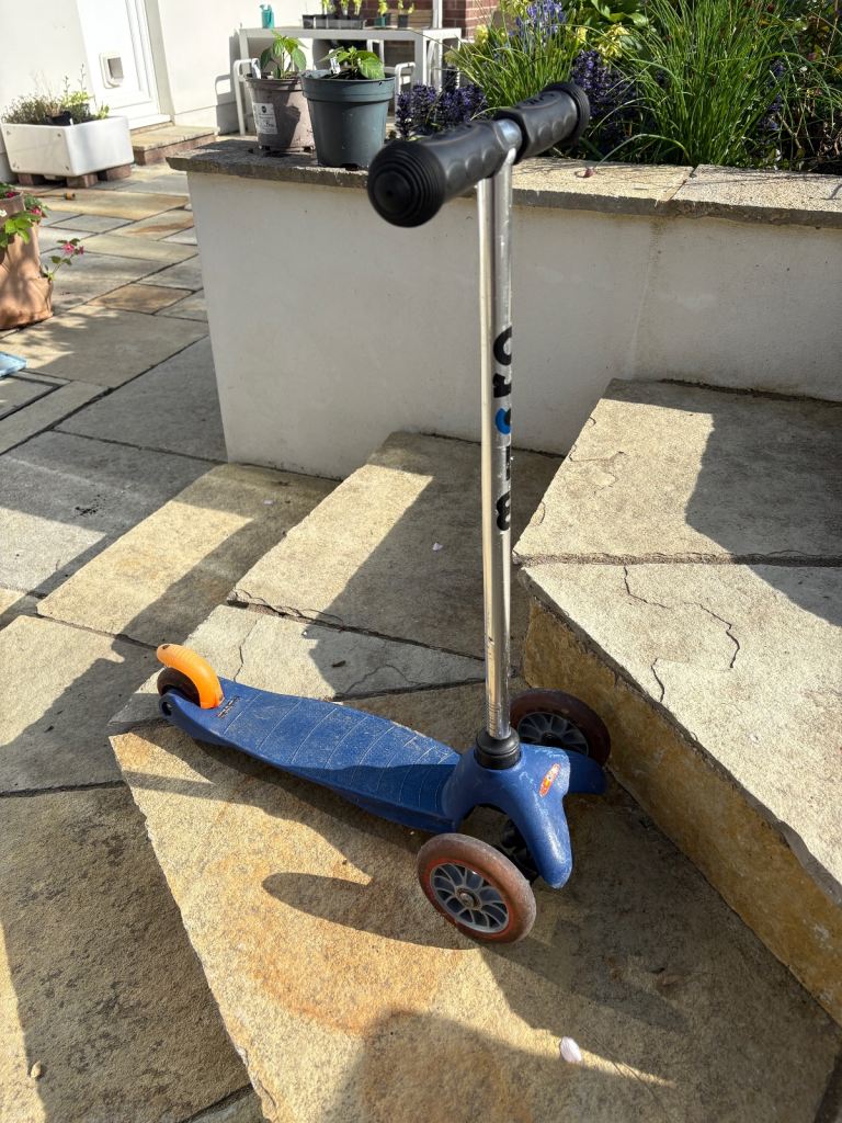 Mini Micro Classic Scooter