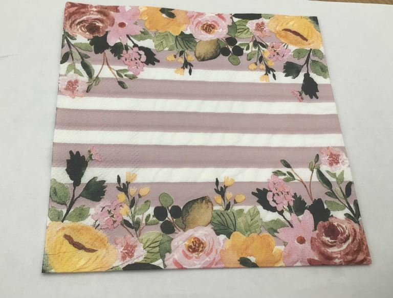 4 Decoupage Napkins. 3 Ply Flowers ideal for,  Craft. Hobby’s. Decoupage. Size 33 x 33 cm
