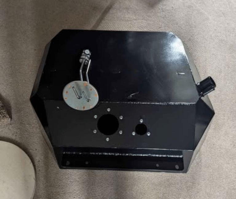 Mitsubishi Shogun 2.8 LWB fuel Tank and Stack Pipes