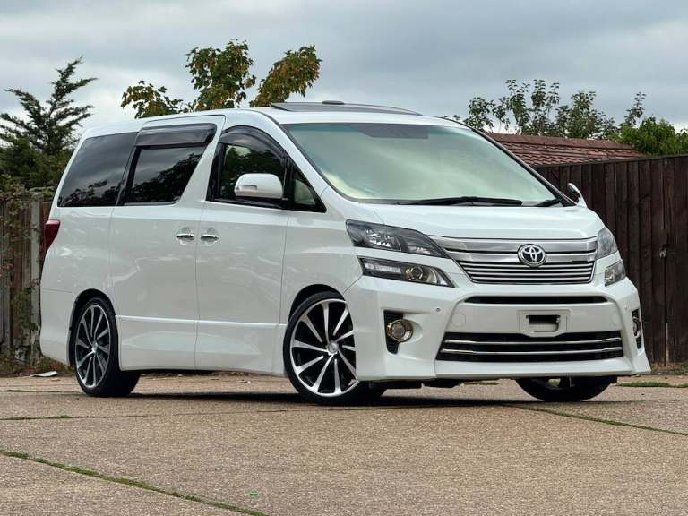 2026 Toyota Vellfire TOYOTA VELLFIRE 350Z GOLDEN EYE,V6 PETROL, 3.5L, 7SEAT,ULEZ,13-13, FRESH IM ...