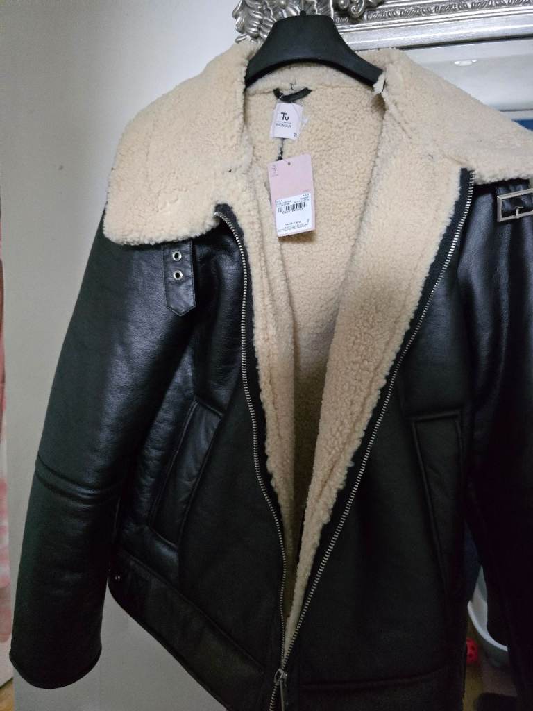 Faux leather / sheepskin 