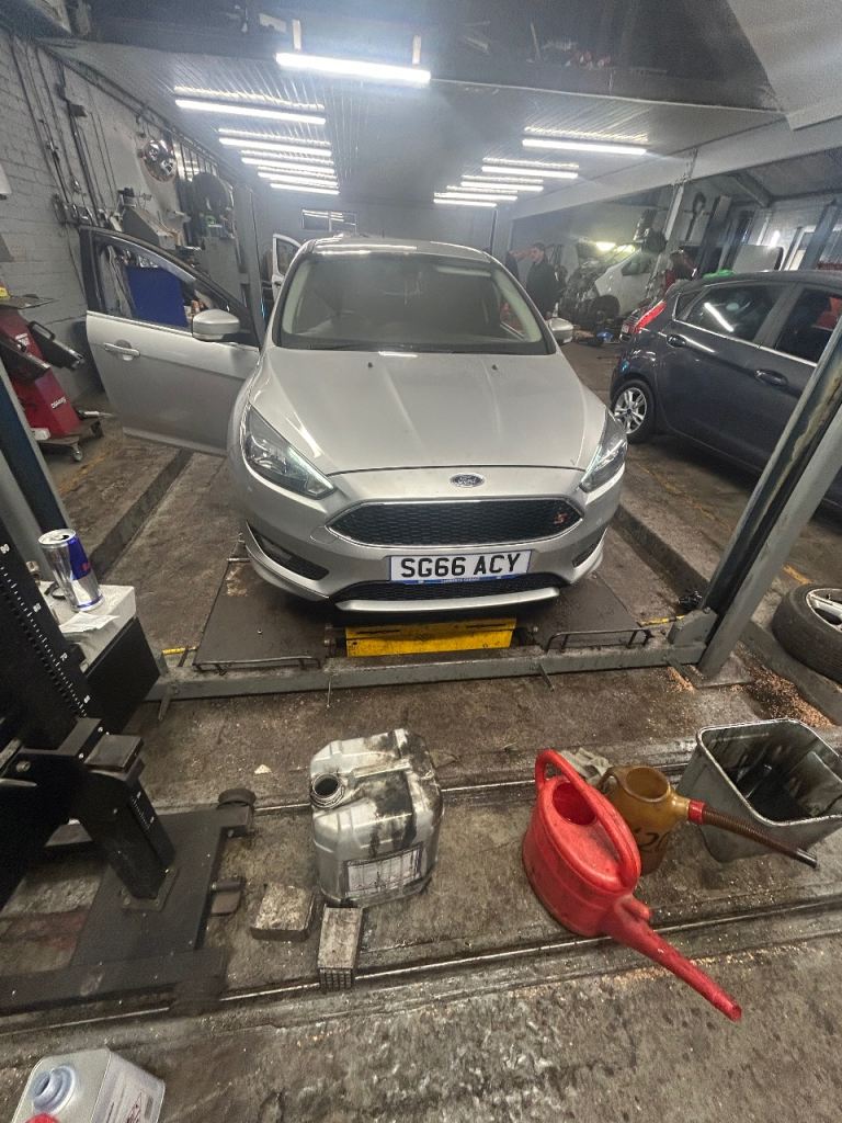 Ford, FOCUS, Hatchback, 2016, Manual, 1499 (cc), 5 doors