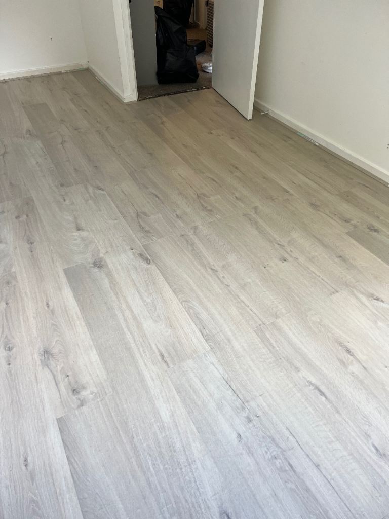Quality Laminate Flooring & Carpets | Professional Installation