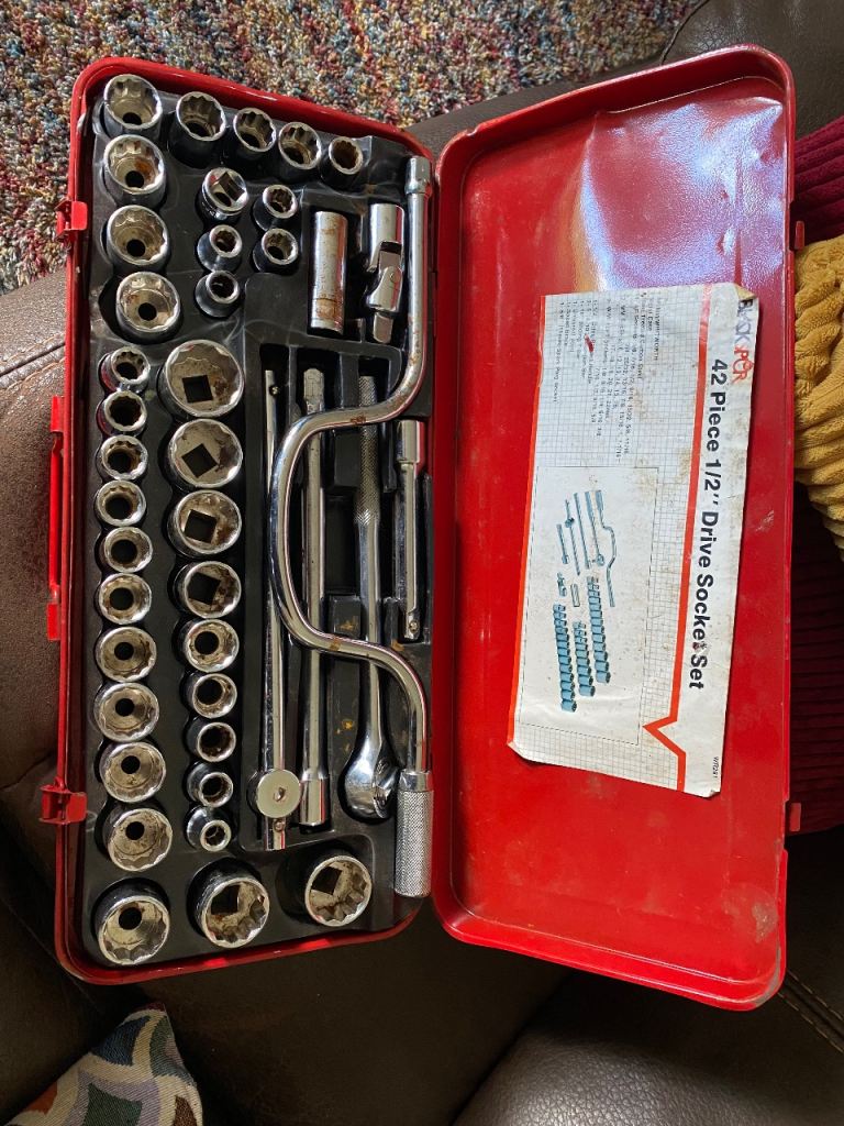 Drive socket set