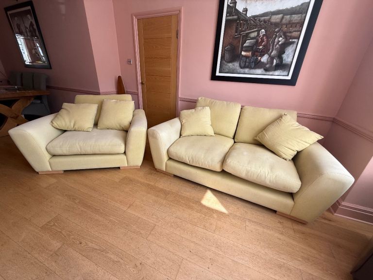 Heal's 2 seater sofa and love chair set
