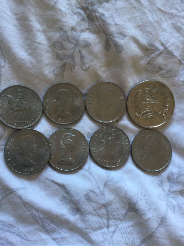 8x mixed uk crowns, inc 1960 New York crown all uk is excellent quality