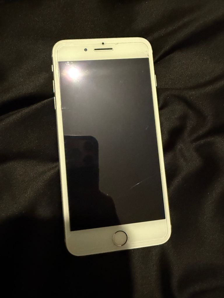 Apple iPhone 8 Plus unlocked 