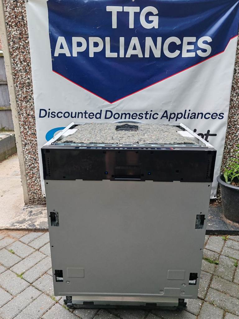 BEKO DIN15X20 Full-size Fully Integrated Dishwasher RRP £249