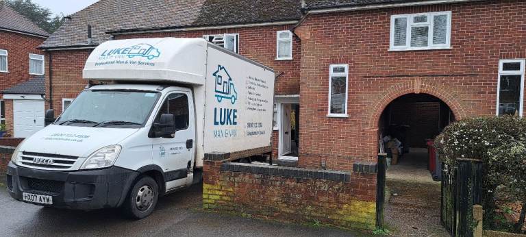 Henley On Thames Removals & Man with a Van, Free Quote, Fully Insured ,  Short Notice Welcome