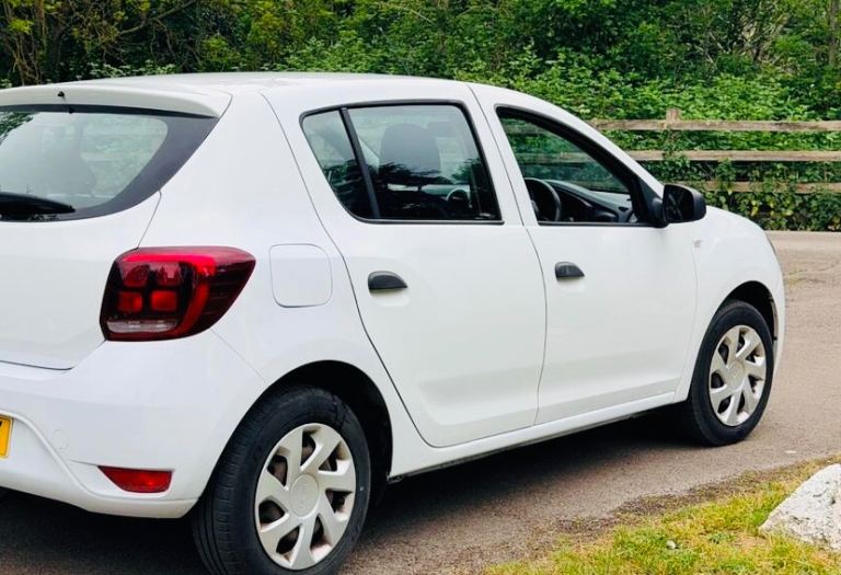 2019 DACIA SANDERO 1.0 PETROL 5 DOORS*LOW INSURANCE *MOT-1 YEAR*like ford focus vauxhall astra