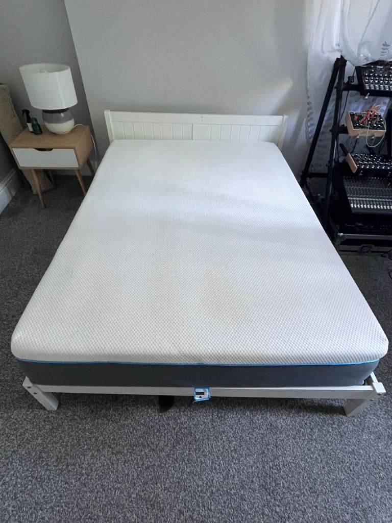 Double bed / Simba mattress