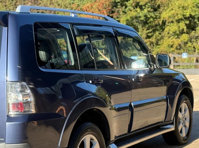 2008 Mitsubishi Shogun 3.2 DI-DC Elegance Auto 4WD Euro 4 5dr LWB Diesel