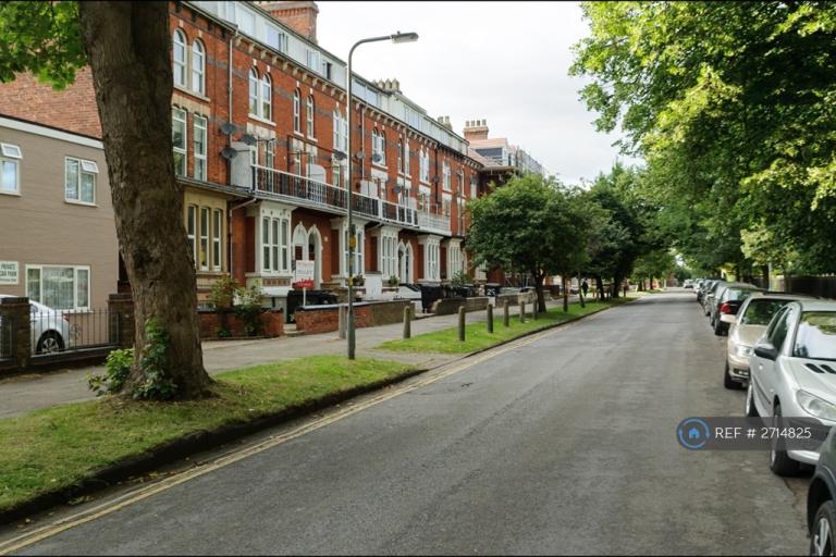 1 bedroom flat in Rutland Road, Skegness, PE25 (1 bed) (#2714825)