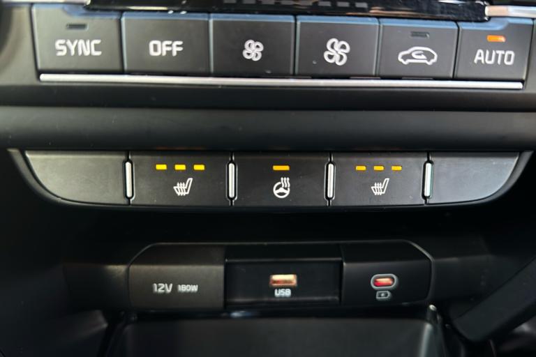  Kia Ceed 1.5 T Gdi Gt Line Hatchback 5dr Petrol Manual Euro 6 s/s 158 Bhp