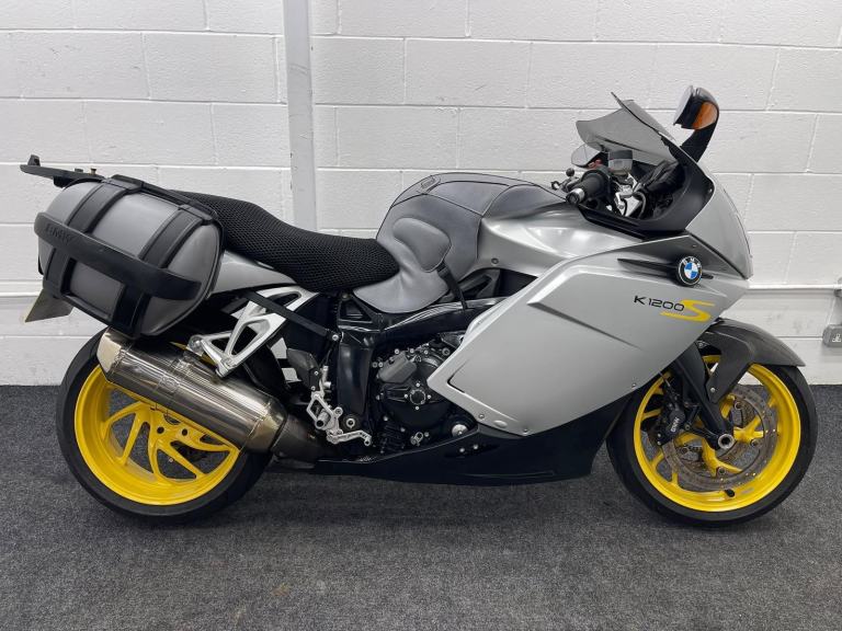 BMW K1200S ABS ** BMW Panniers - June 2027 MOT - 2 Keys **