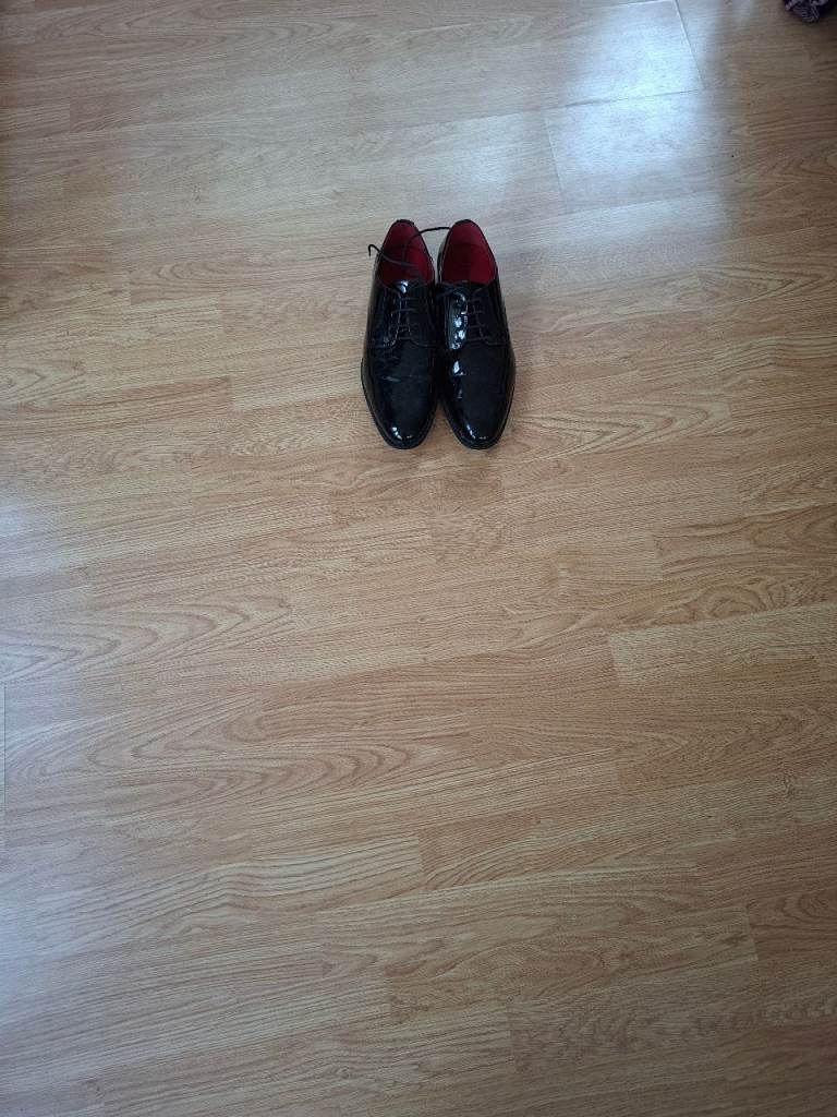 Men's Black Leather Formal Shoes – Good Condition