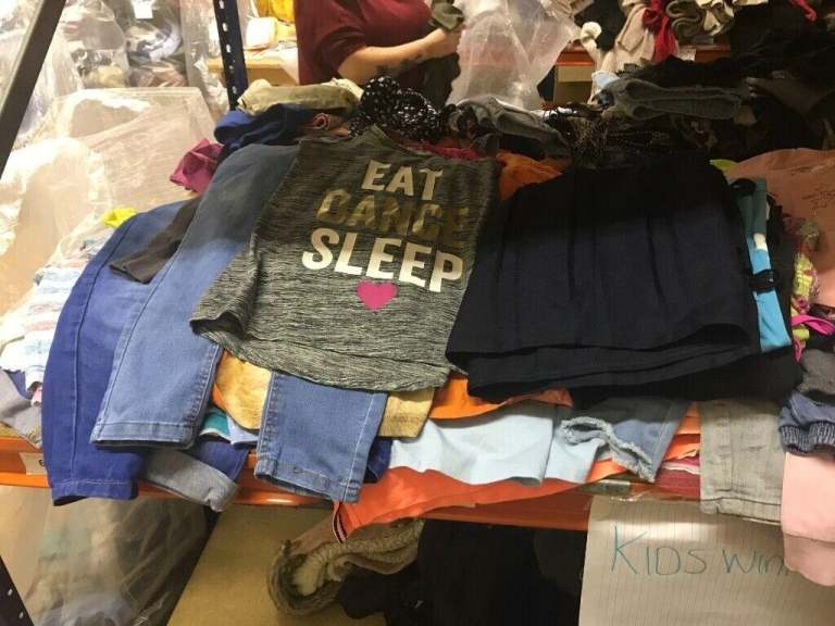 Used / Second Hand Clothing Women's Mens, Kids Wholesale From £1 KG. Delivery Available