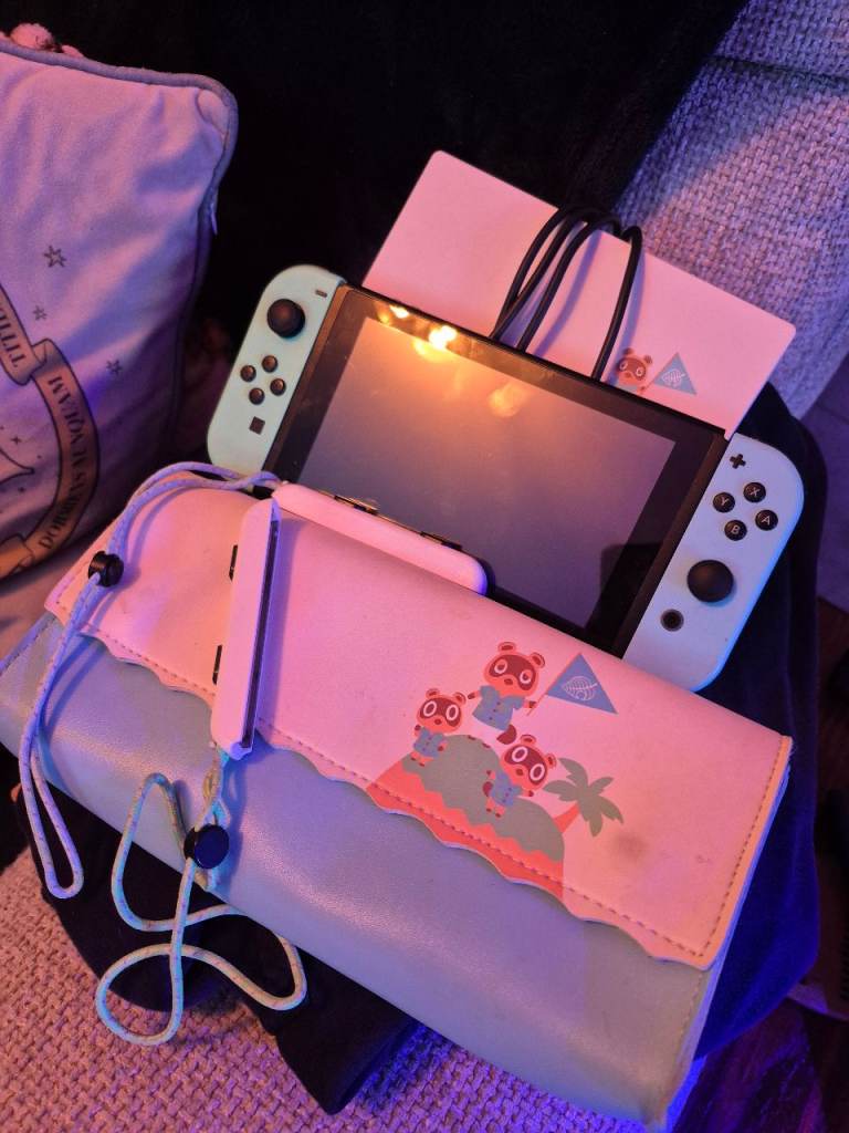 Nintendo Switch Animal Crossing Edition