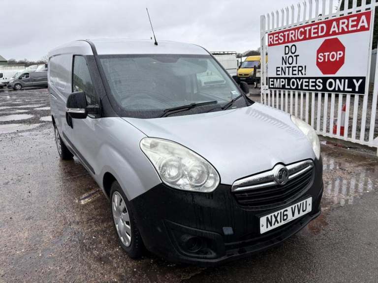 2016 Vauxhall Combo Combo 2300 L2H1 CDTi S/S ecoFLEX Panel Van DIESEL Manual