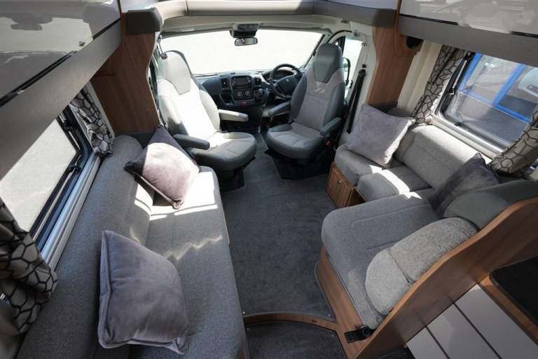 Bailey Autograph 79-4 F PEUGEOT 4 BERTH 4 TRAVEL SEAT MOTORHOME