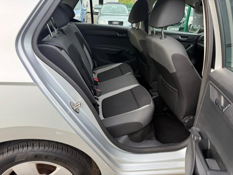 2016 Skoda Fabia 1.2 TSI 90 SE 5dr HATCHBACK PETROL Manual