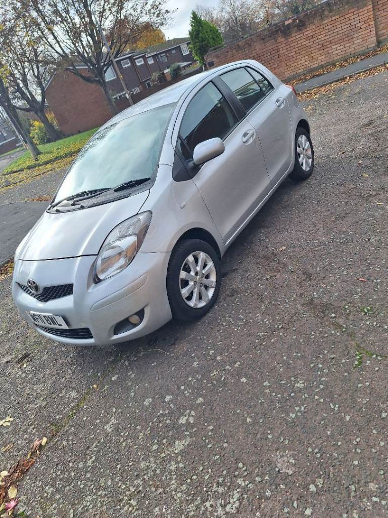 Toyota, YARIS, Hatchback, 2011, Semi-Auto, 1329 (cc), 5 doors
