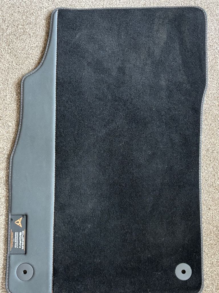 Genuine CUPRA Born Velour Car Mats – Full Set – Excellent Used Condition