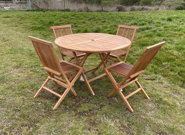 Round Garden Teak Table With 4 Folding Chairs