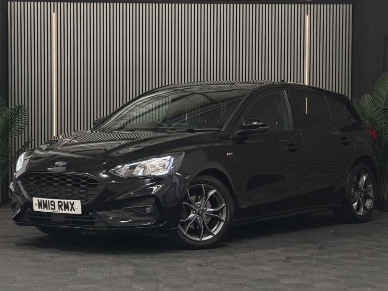 2019 Ford Focus 1.0 EcoBoost 125 ST-Line 5dr Auto HATCHBACK PETROL Manual