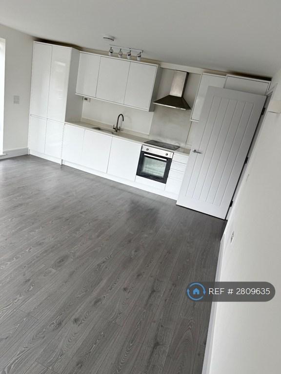 2 bedroom flat in King St, Ramsgate, CT11 (2 bed) (#2809635)