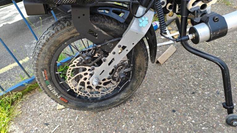 Sensei Electric City Bike – Good Condition with Display and Bag