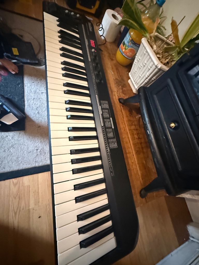 SubZero Melodia 61-Key MIDI Controller – Good Condition