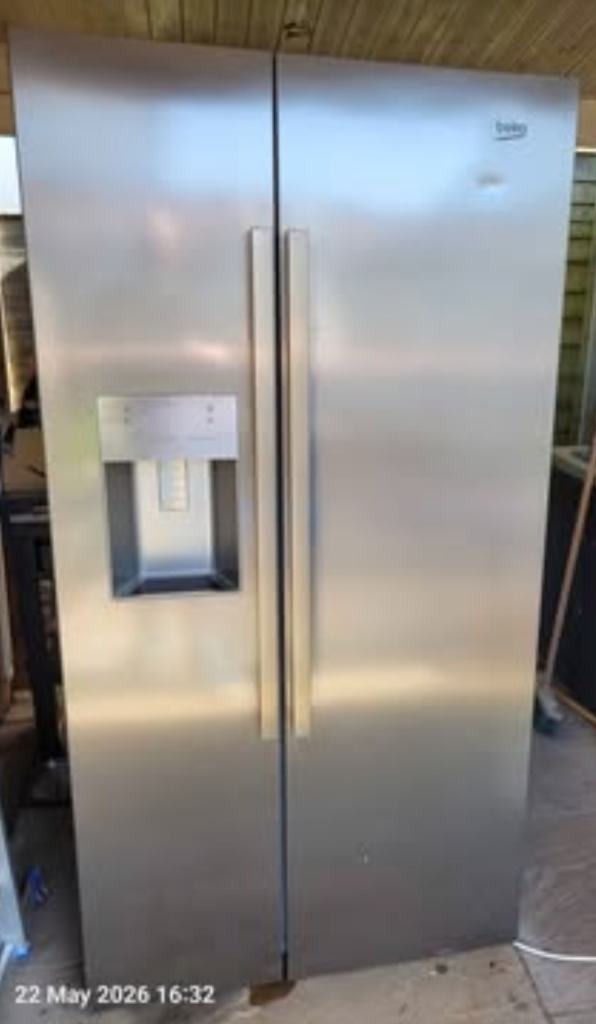 For Sale – Beko American Fridge Freezer.