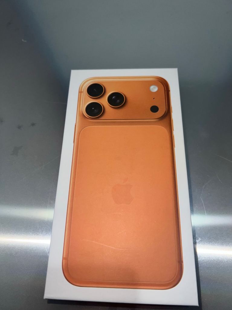 Iphone 17 Pro Max (1Tb Stroage)