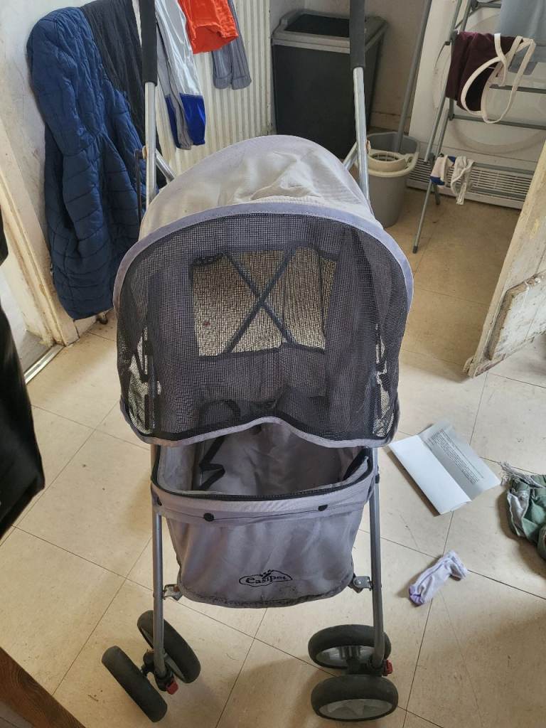 Hardly Used Pet Stroller / Dog Pram – Excellent Condition