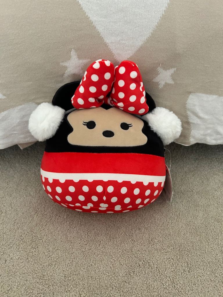 Minnie Mouse Squishmallow