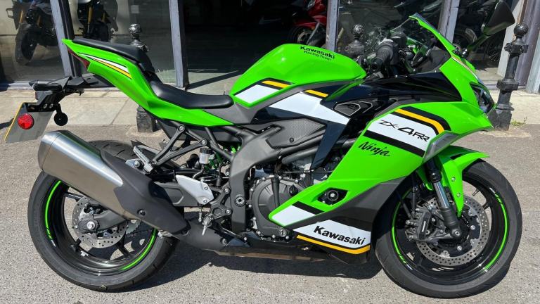 2024 KAWASAKI NINJA ZX-4RR in LIME GREEN