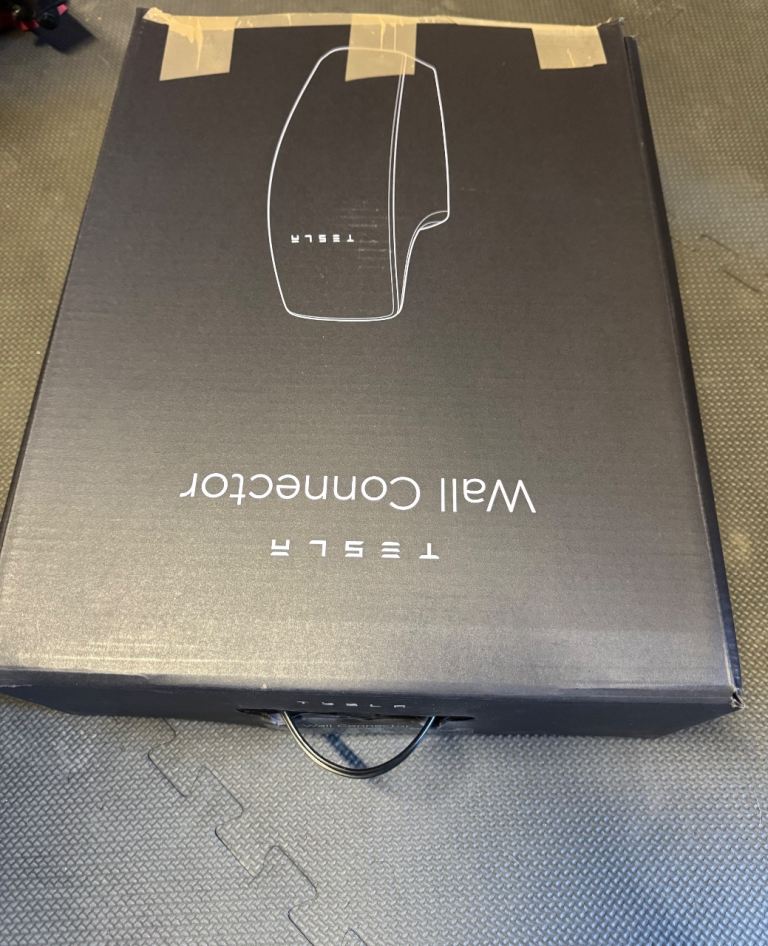 Tesla Gen 3 Wall Connector (Charger)
