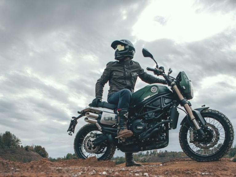 Benelli Leoncino 800 Trail Retro Bike Motorcycle Naked