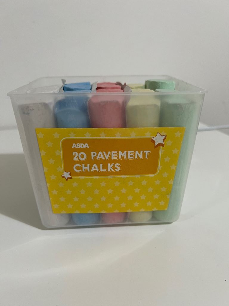  Chunky Outdoor Sidewalk Chalk Set | 20 Pieces Jumbo Colored Chalk tub
