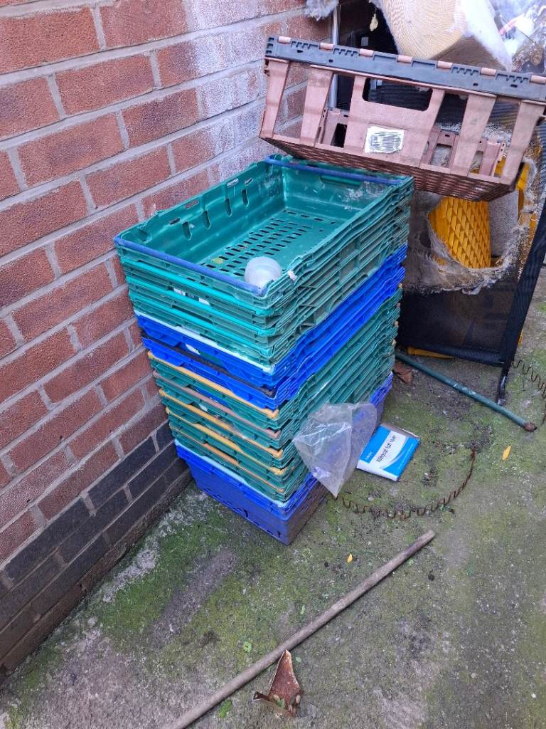 FREE stackable crates 